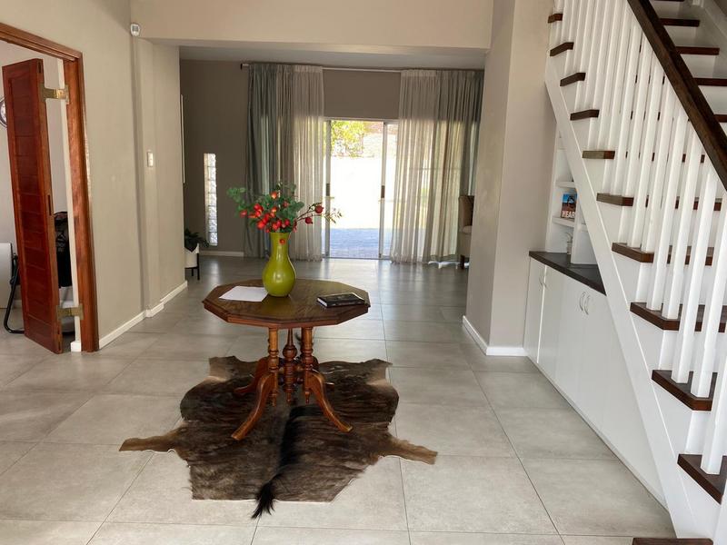 4 Bedroom Property for Sale in Mossel Bay Central Western Cape